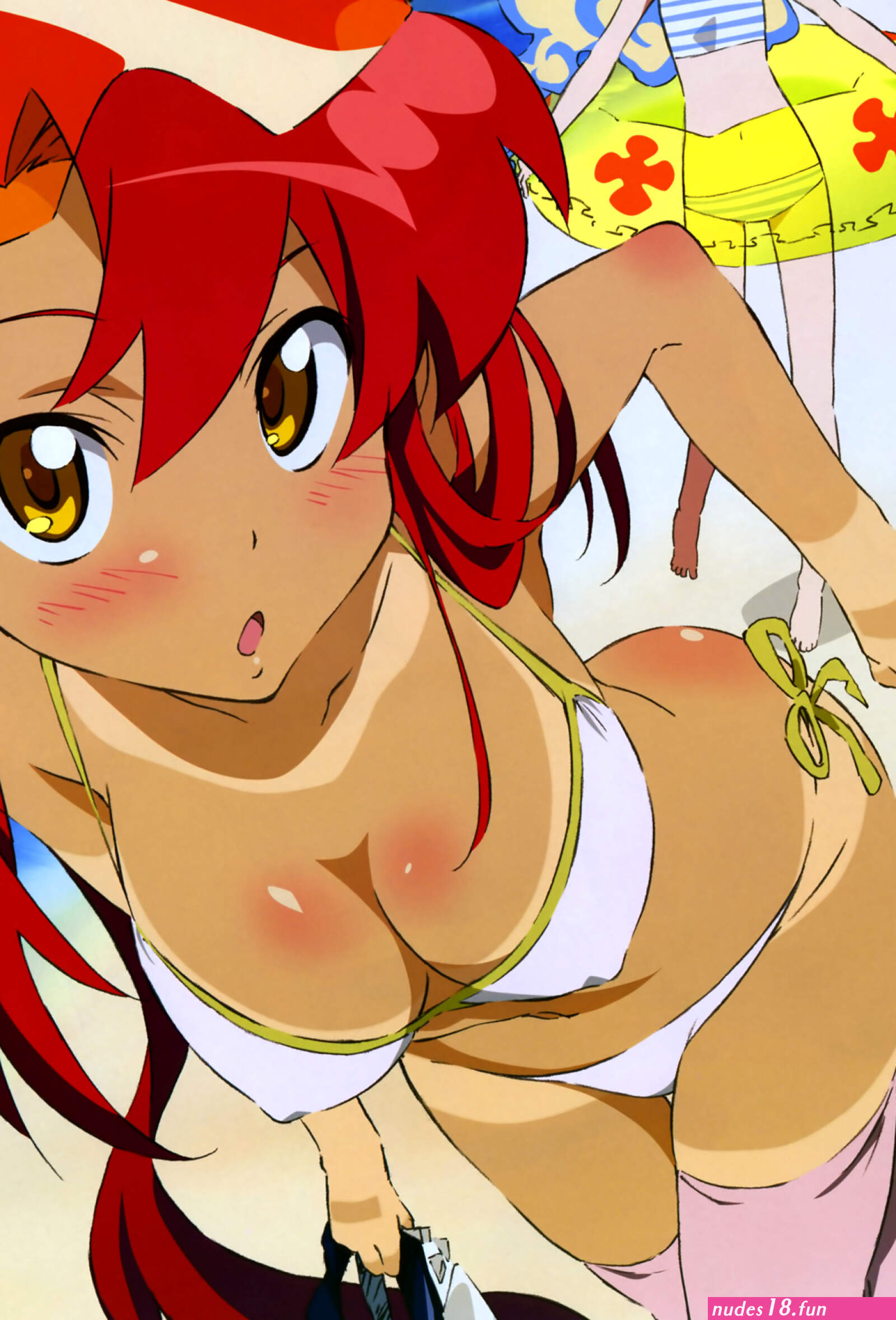 Yoko Littners Disappearing Bikini