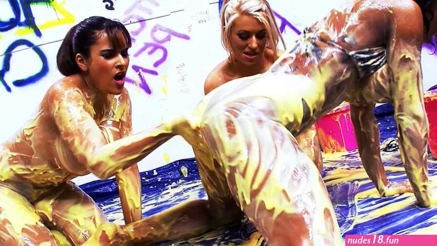 Oily Lesbian Party Porn Videos