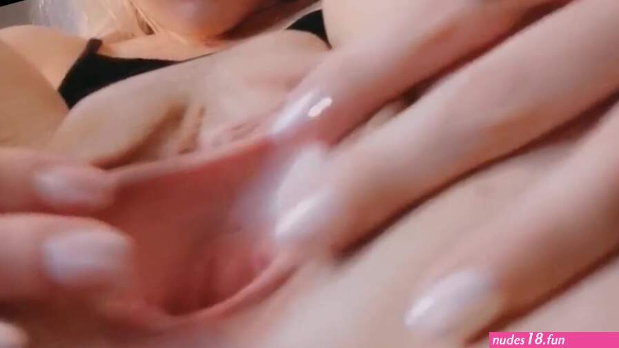 Gapping my Pretty Lil Tight Pussy Open