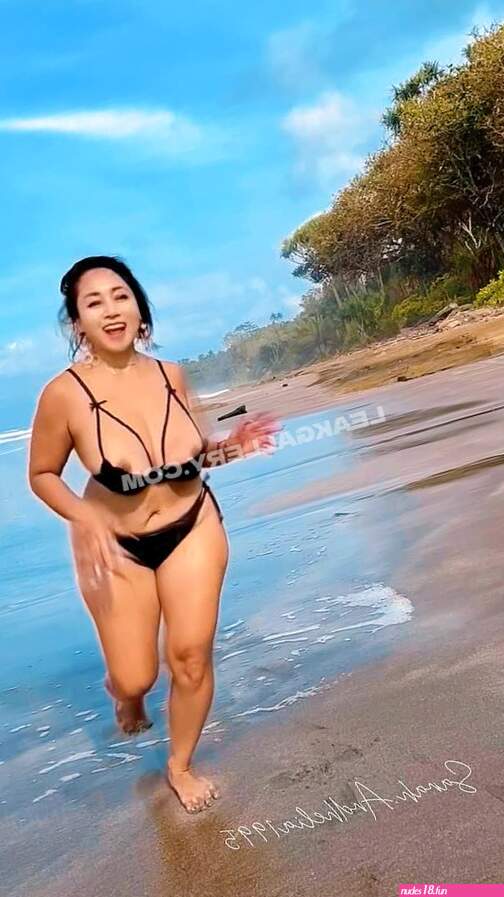 Sarahardhelia1995 Exclusive Leaked Nude OnlyFans 792669