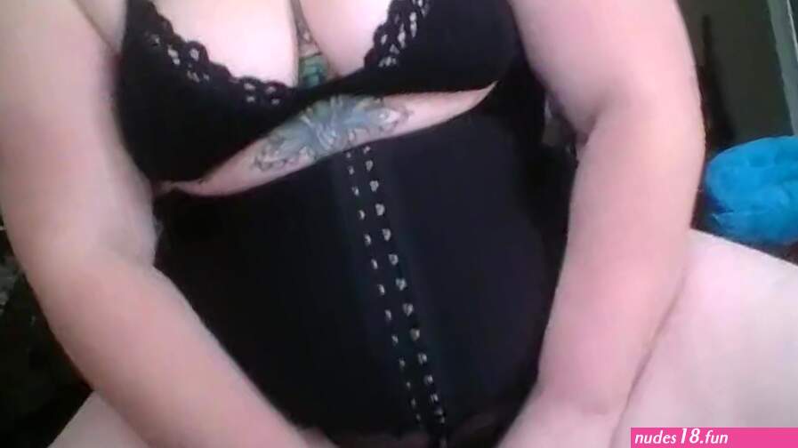 sunny riding dildo with anal plug