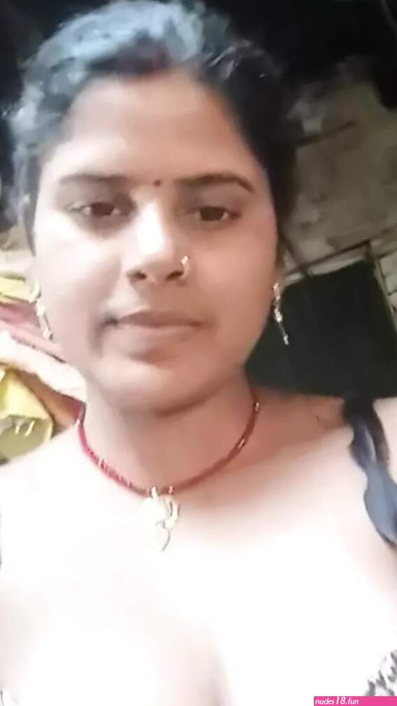 Village aunty figure showoff feat. hottygirl12
