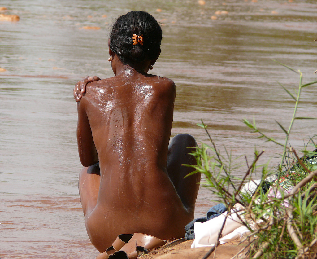nakedzuluwomen