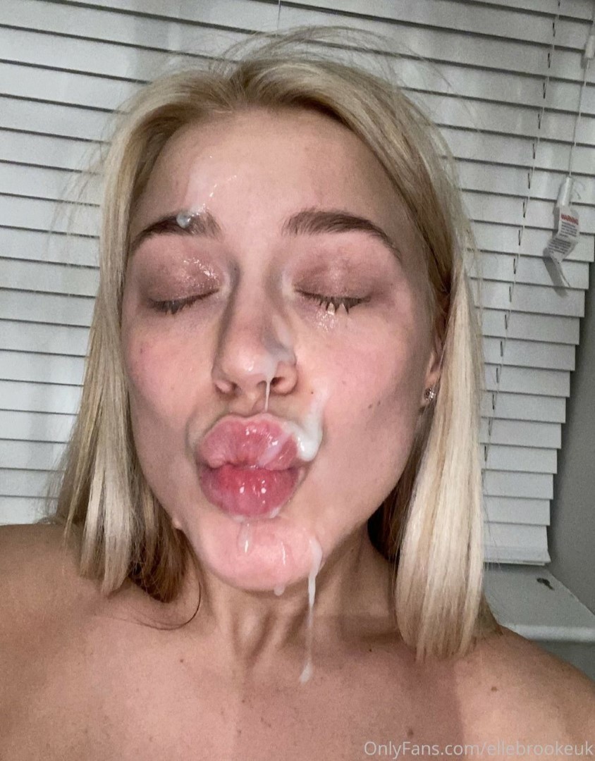 elle brooke nude