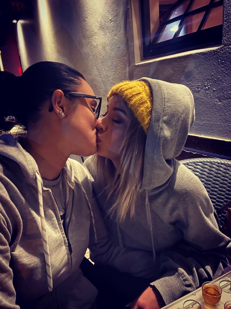 onlyfans lesbian