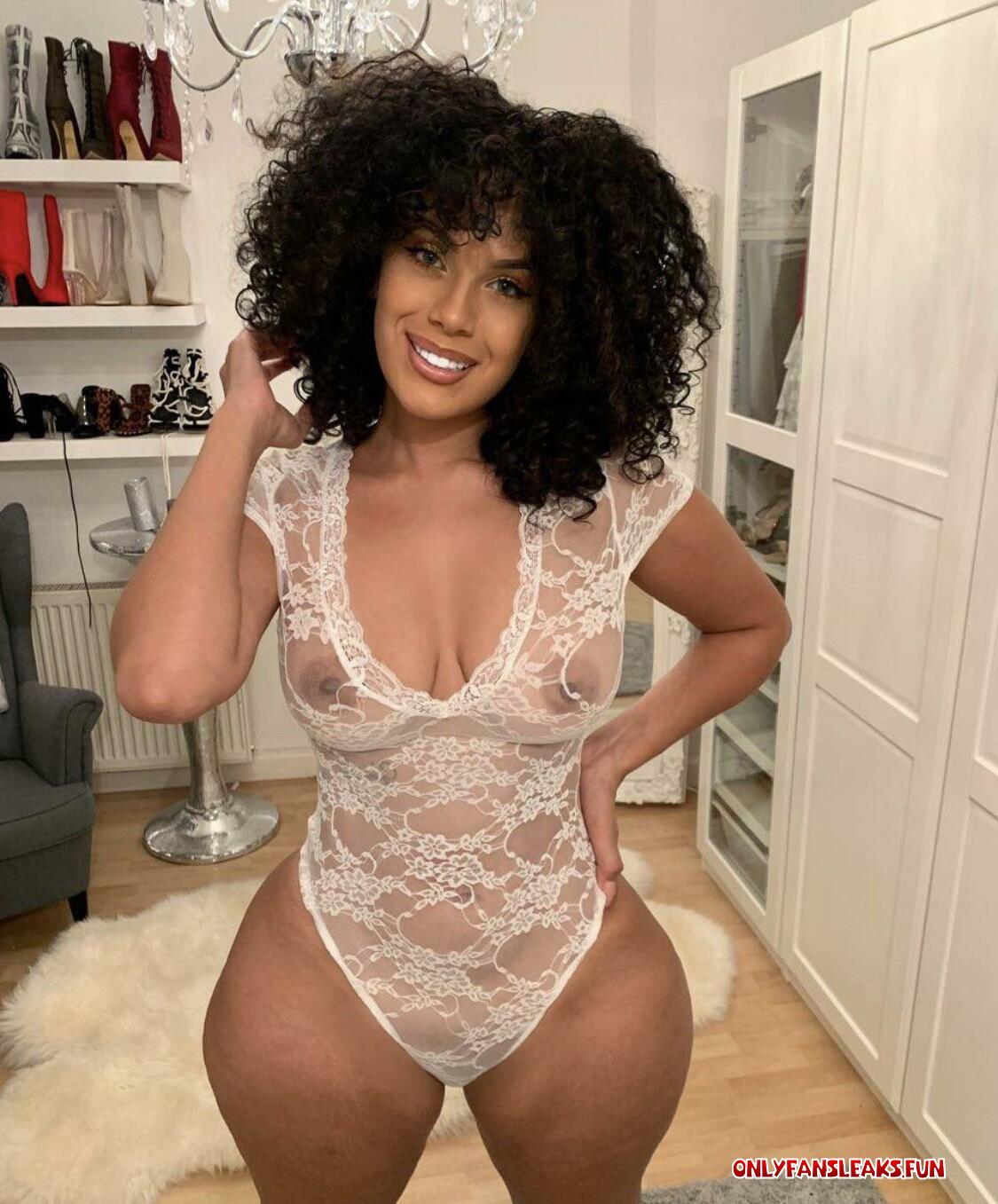 darla dimples onlyfans nude