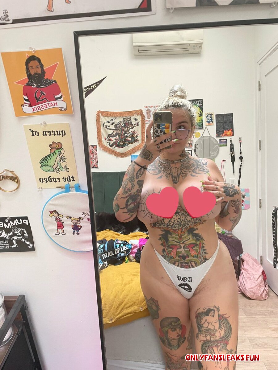 stupidandhot nude