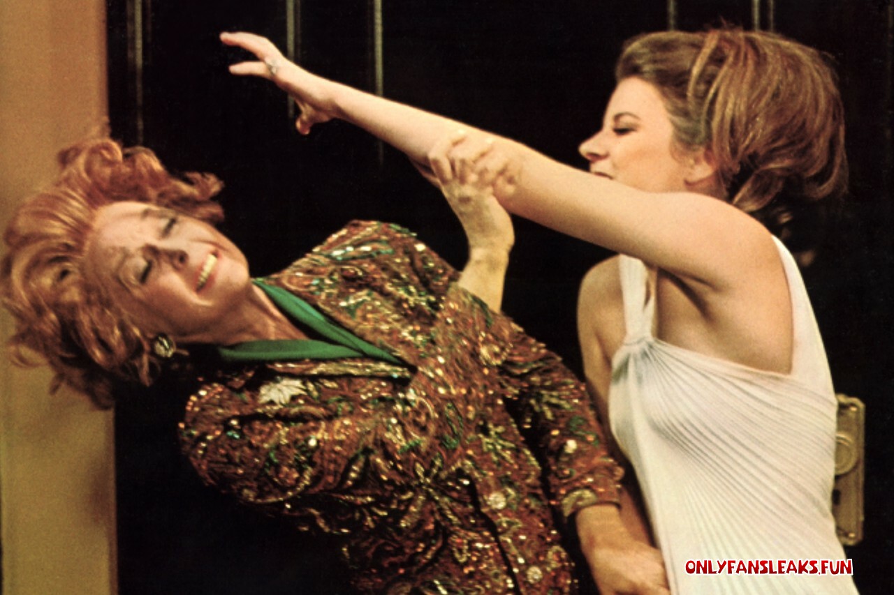 wife catfights