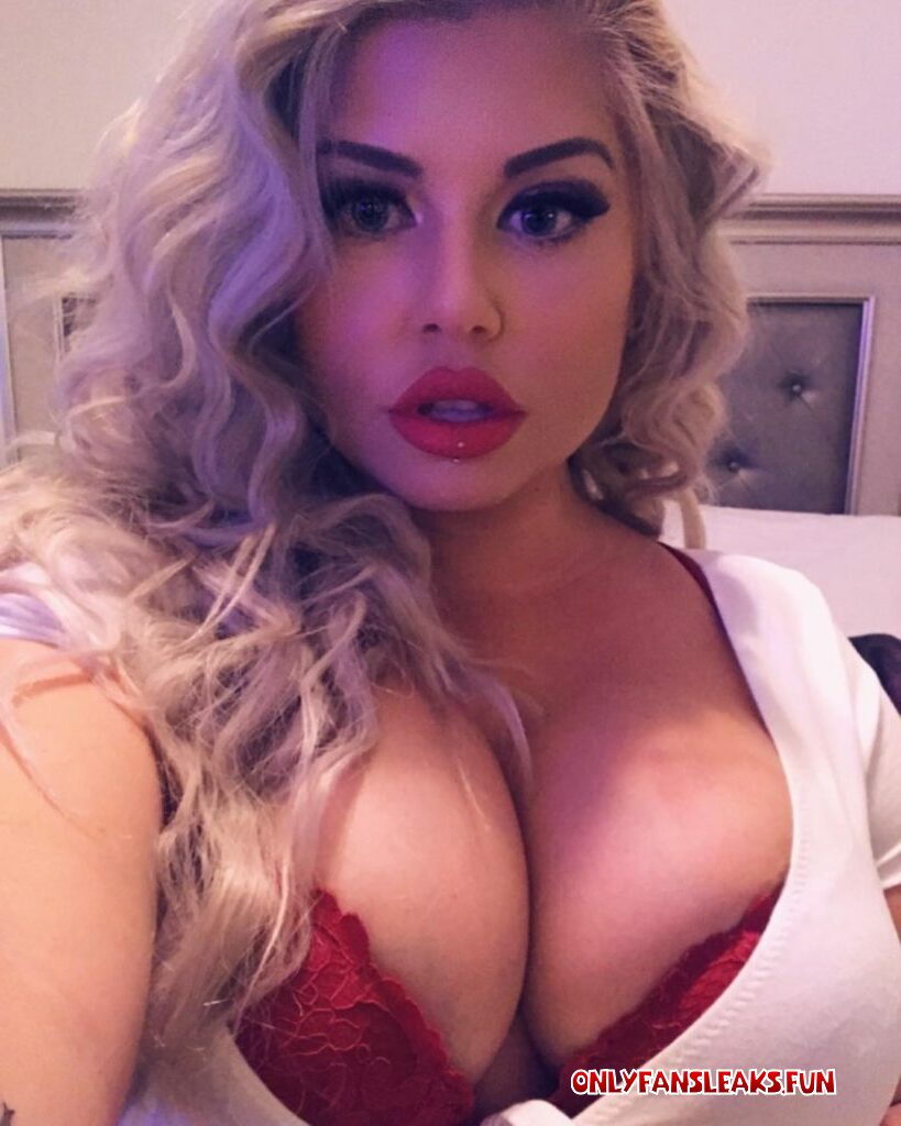 nude ashley barbie