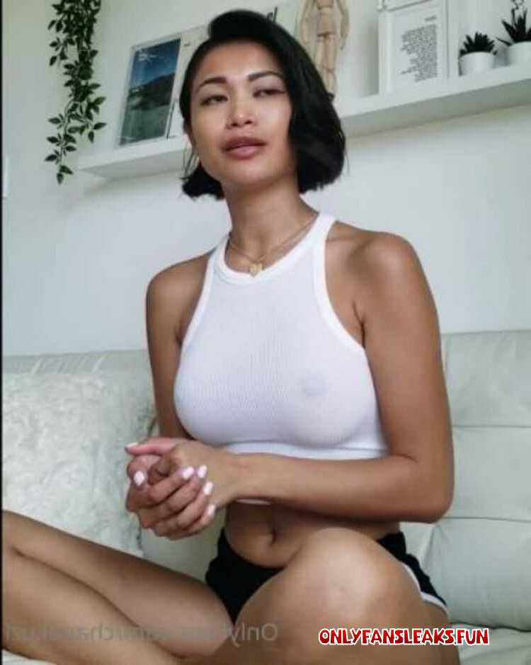 chanel uzi nude video