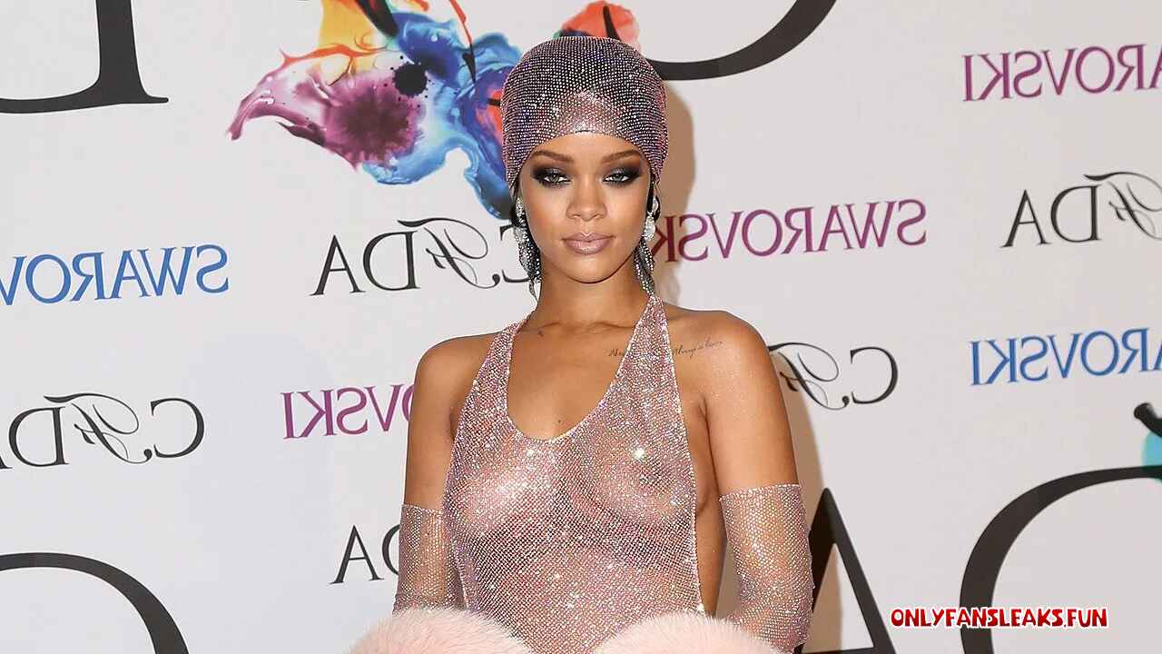 rihanna.panthless