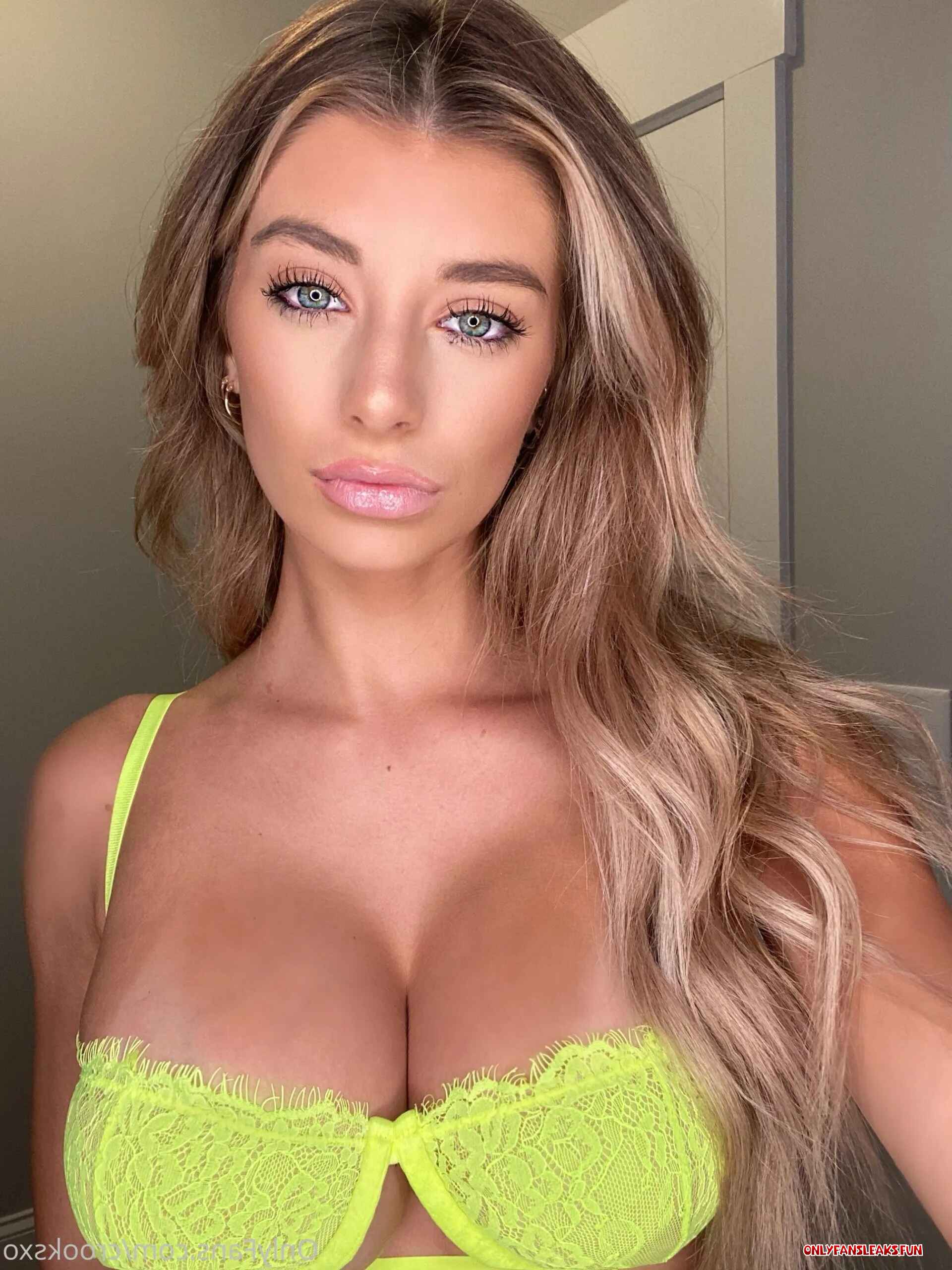crooksxo porno video