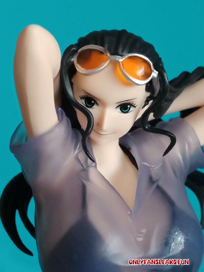 nico robin hot photos