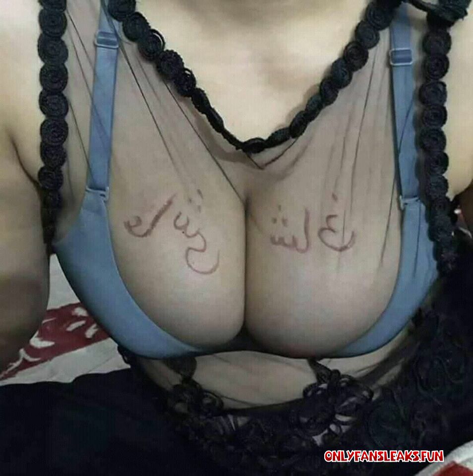 pathan aunty ki gand photo