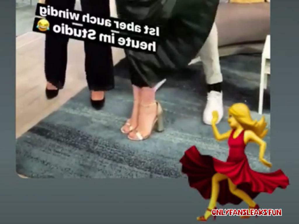 alina merkau strumpfhose