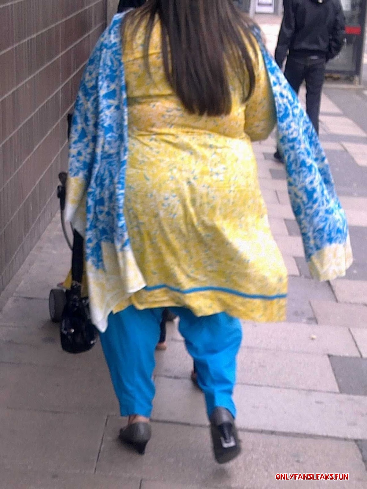 big tight ass ass aunties salwar in facebook