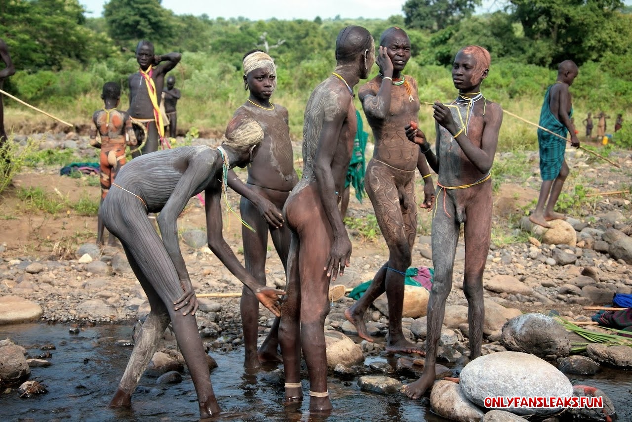 turkana men nude