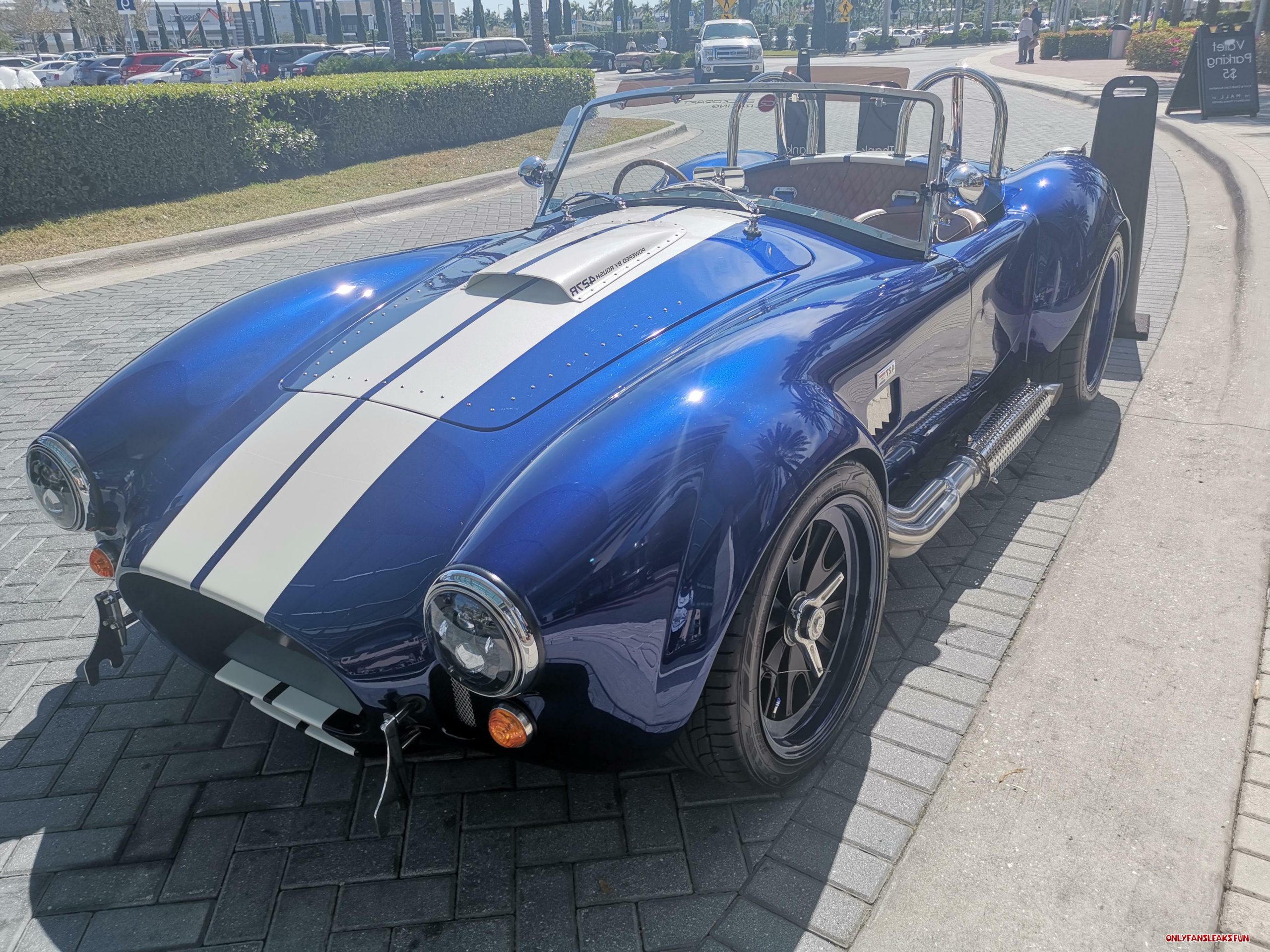 sexxyangel97 in a car