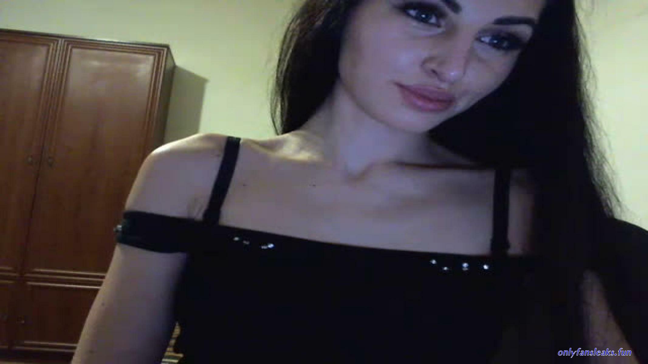 sweetkira25 porn videos