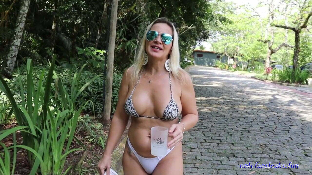 loira praiano nude