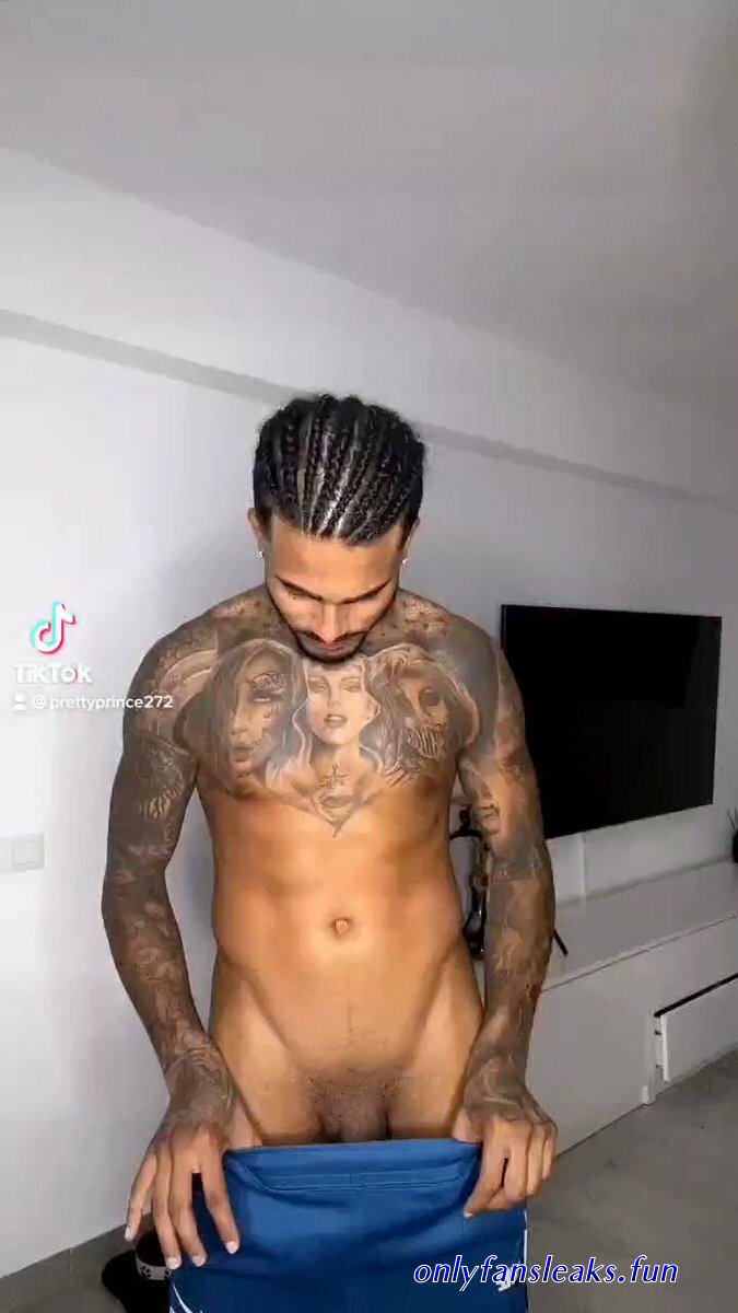 prettyprince272 naked