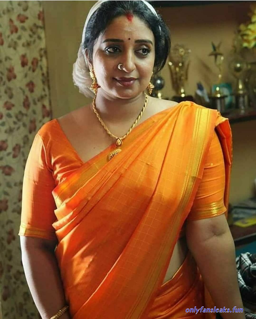 kerala auntys hot images