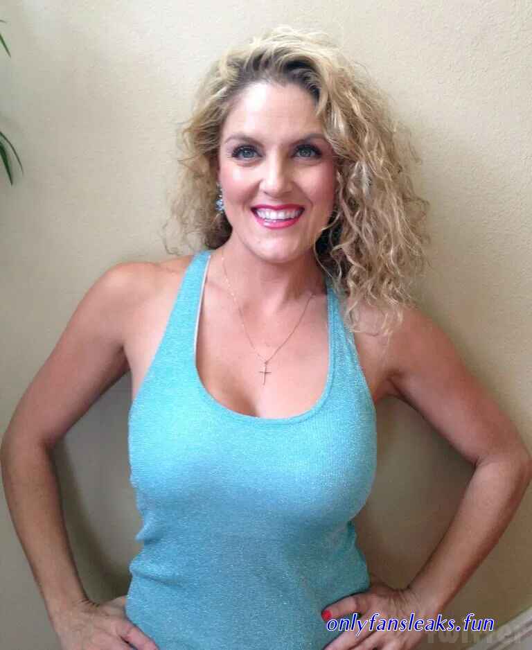 https://realestateswappers.com/jennifer-brennan-shipping-wars-nude/