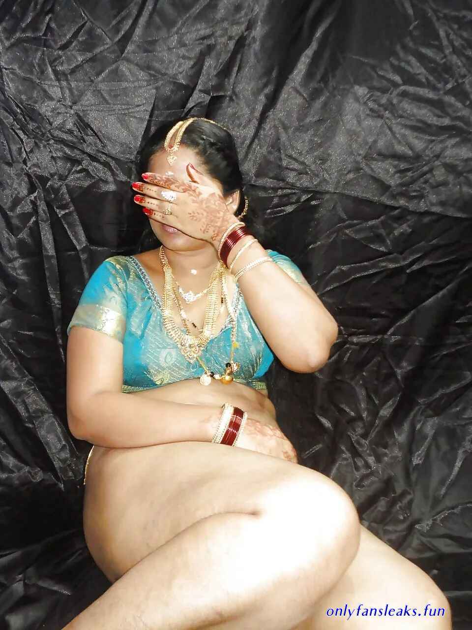 arban aunty big gand photo shalwar me