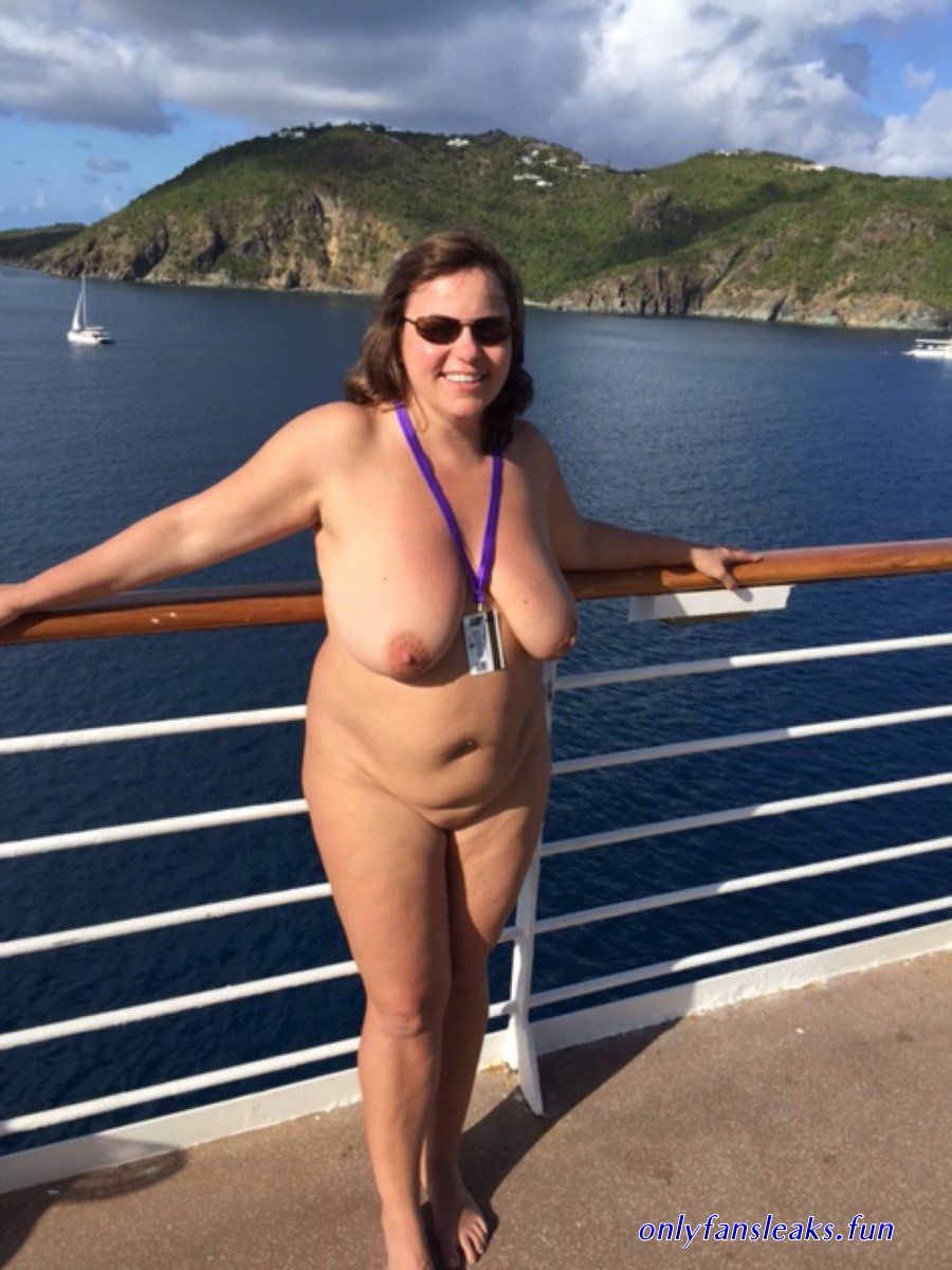 https://realestateswappers.com/jennifer-brennan-shipping-wars-nude/