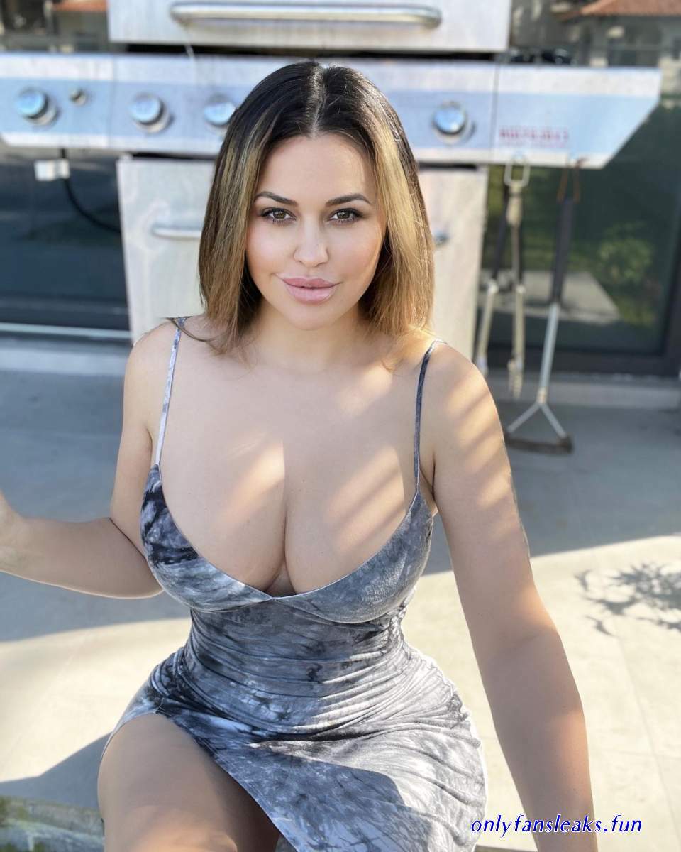 msandrea.tv nude