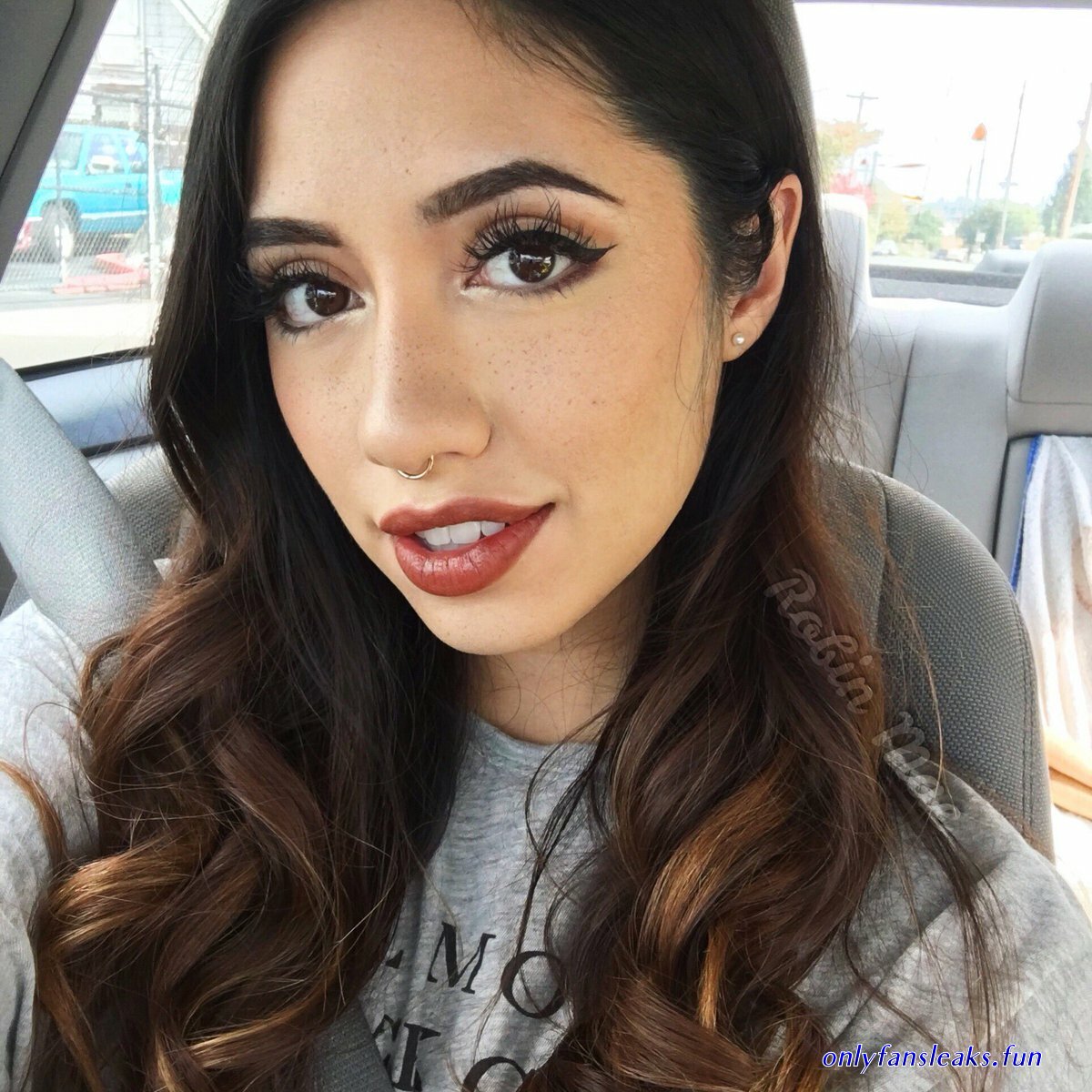robin mae sex chair