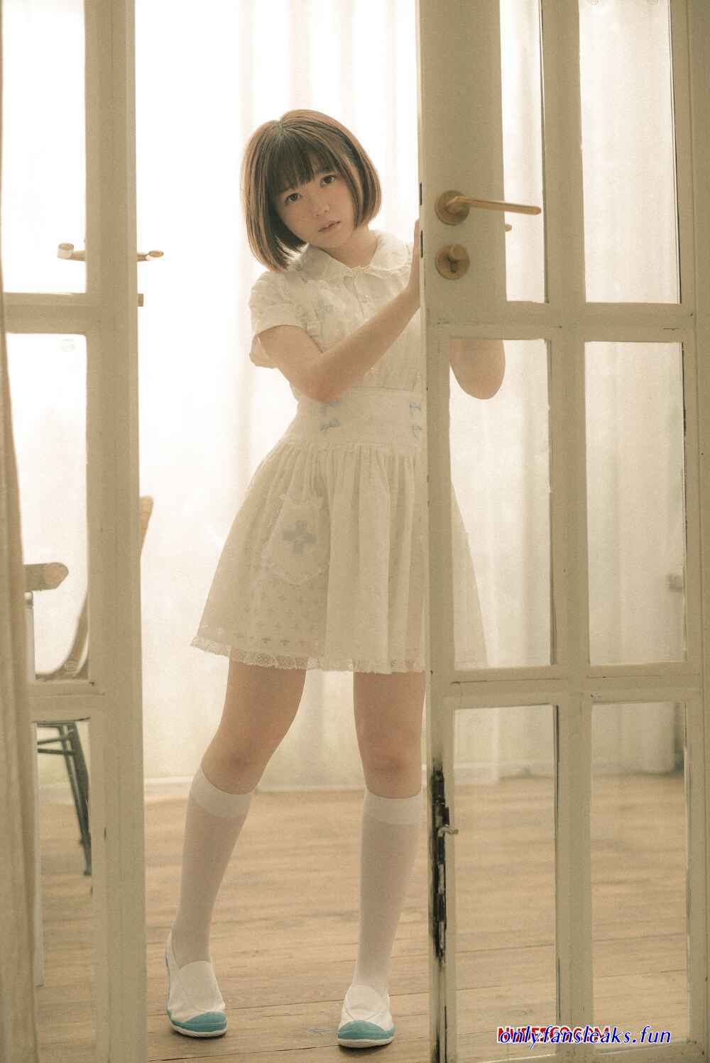 nikumikyo boobs