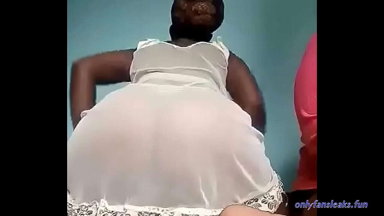 naked kisumu girl