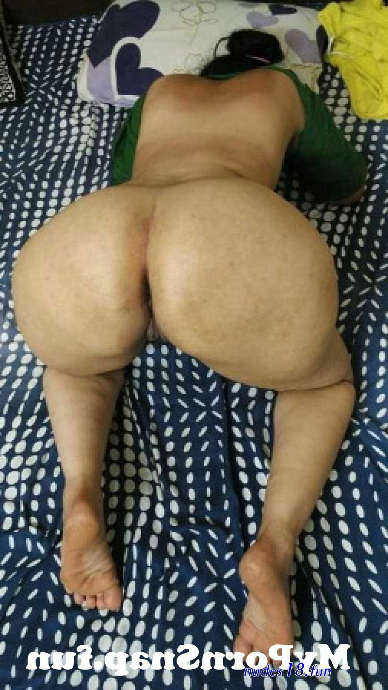 aunty gand image