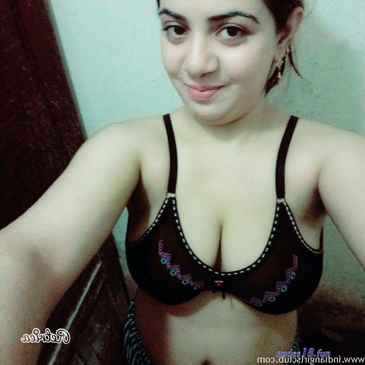 nude pic pak girls