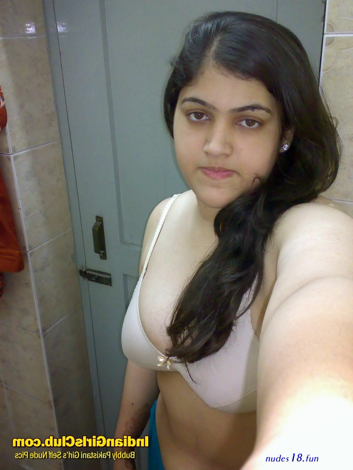 nude pics pakistani