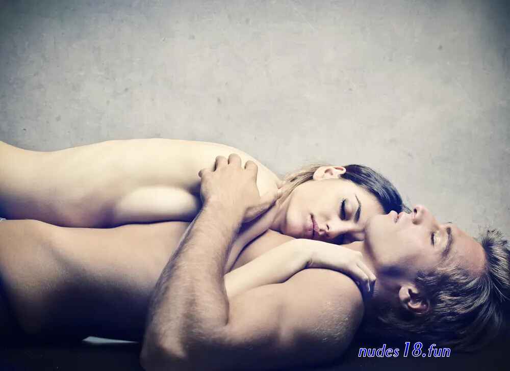 sleeping nude pix