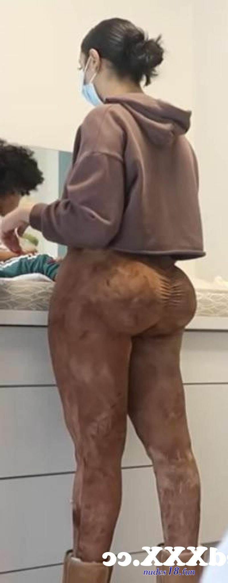 queen naija nudes