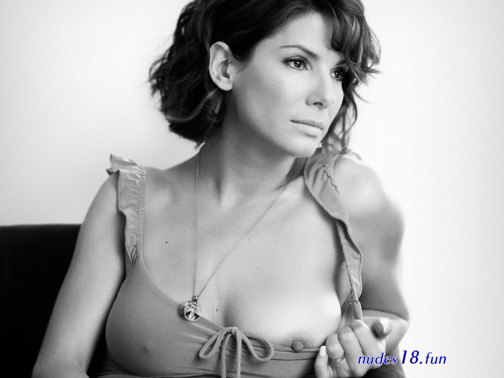 sandra bullock naked