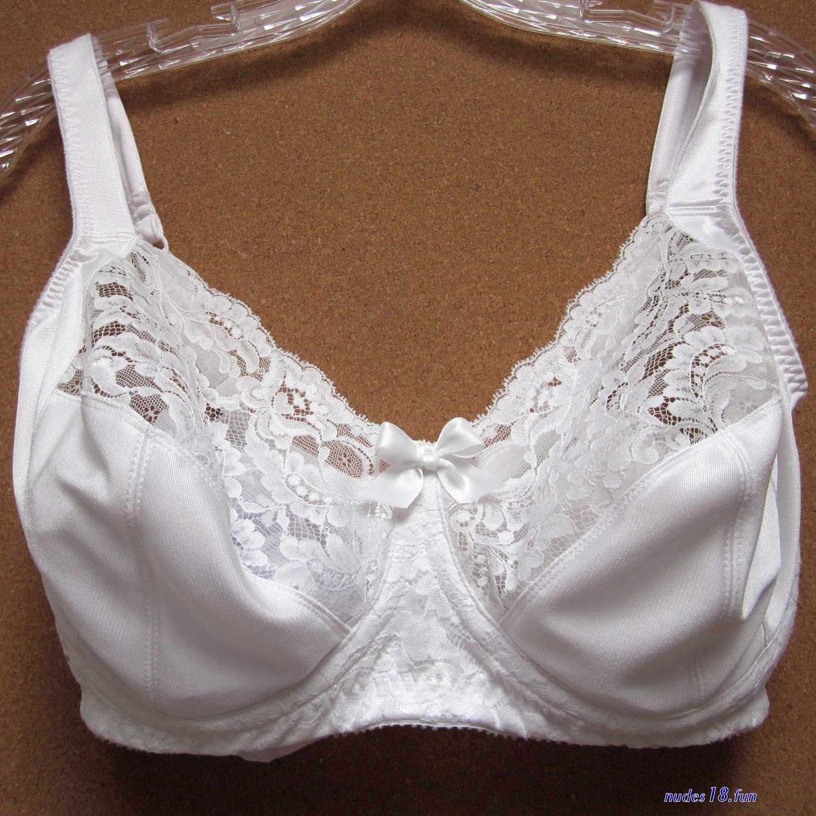amateur bra picture