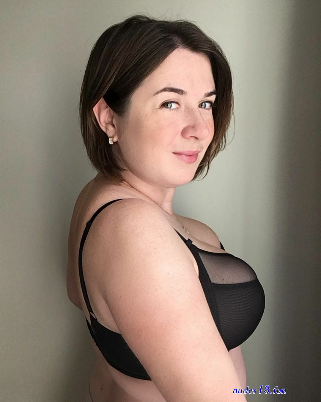amateur bra picture