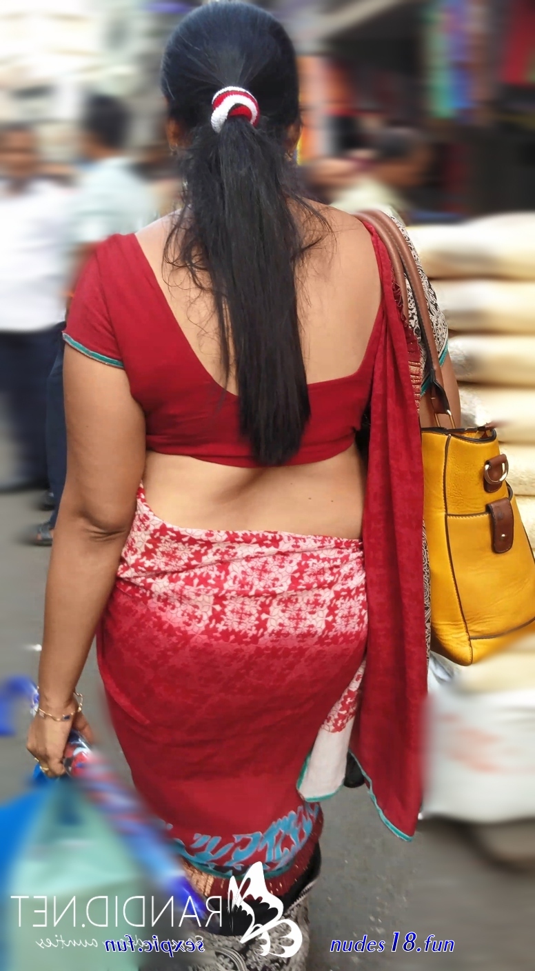 exbii aunty naked outdoor