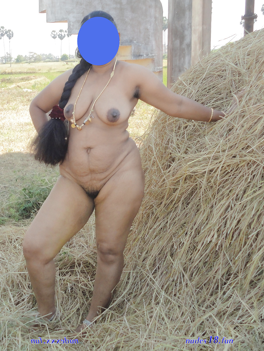 exbii aunty naked outdoor