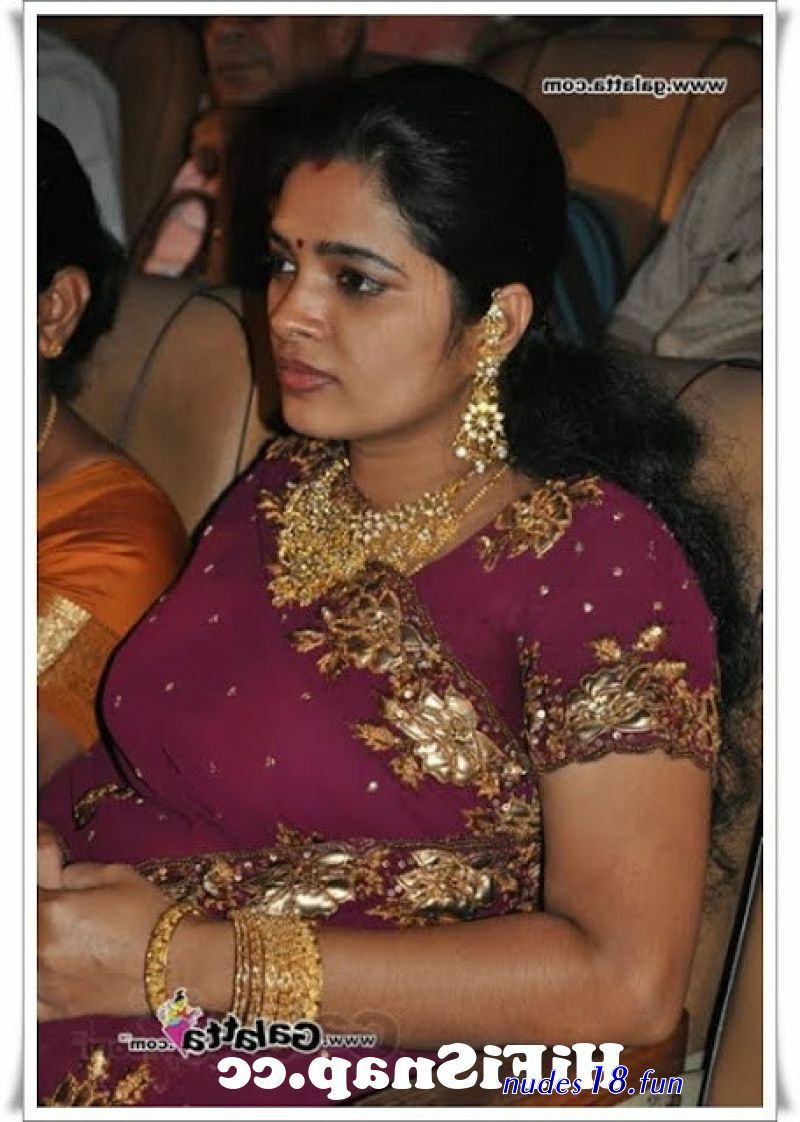 aunty koothi pic