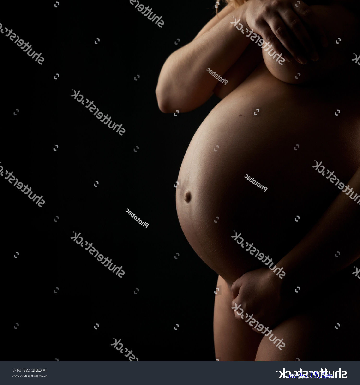 black.naked.pregnant.w