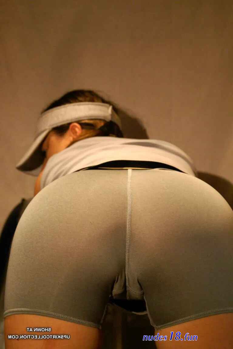 milf public cameltoe pics gallery