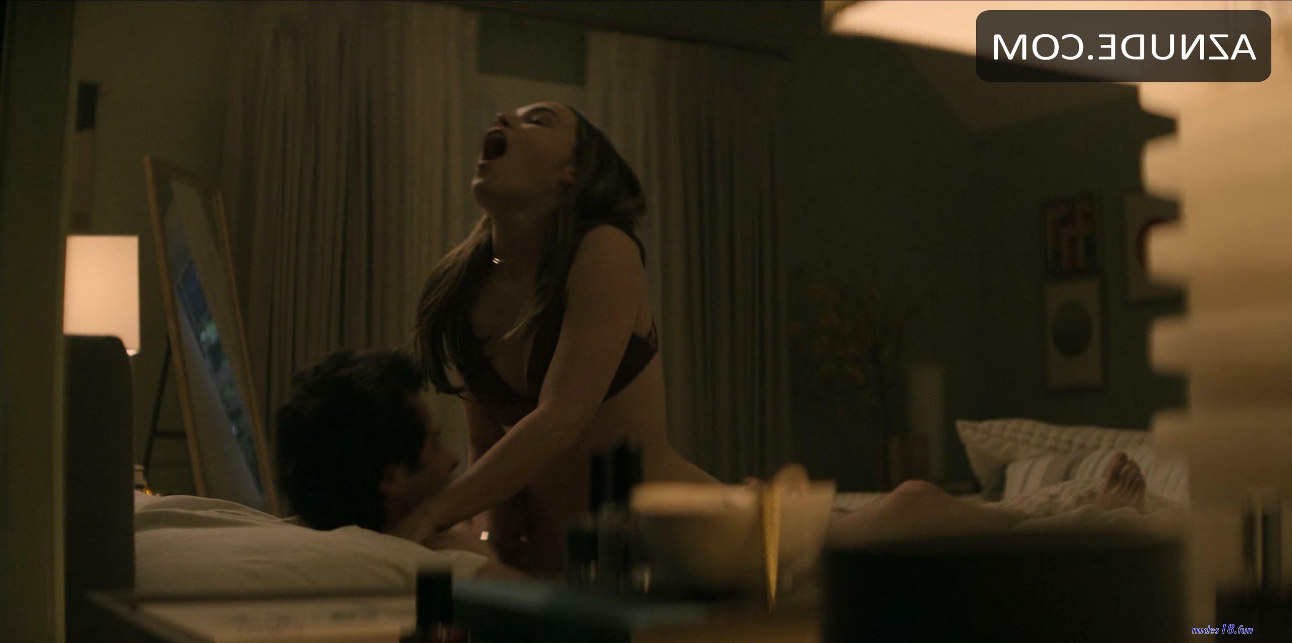 victoria pedretti nude