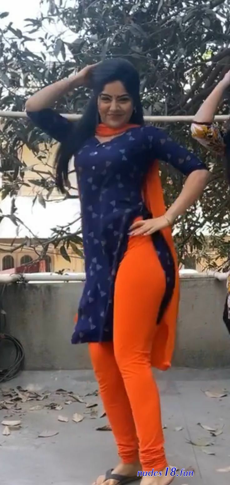desi leggings hot pics
