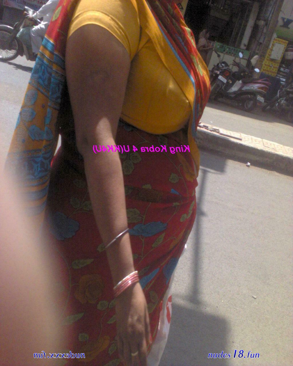 aunty saree side big boob