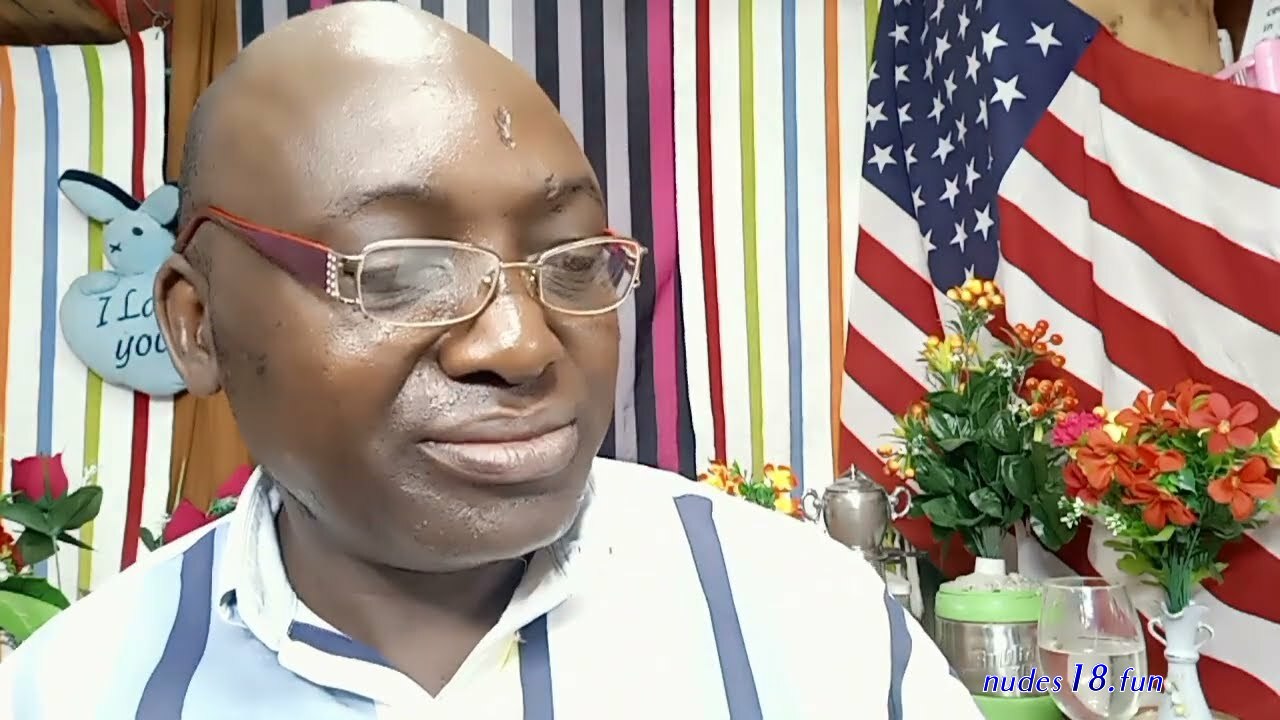 uchi wa mwanamke mwembamba
